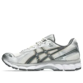 Gel-Kayano 12.1 “Beyaz Gümüş”