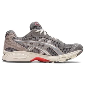 Gel-Kayano 14 “Kil Grisi Saf Gümüş”