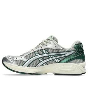 Gel-Kayano 14 “Kuru Yaprak Yeşili Saf Gümüş”